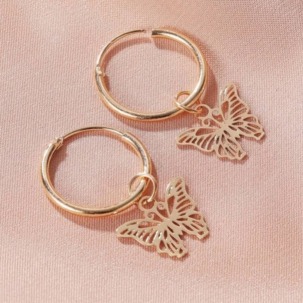 🦋Gold Butterfly Hoops
